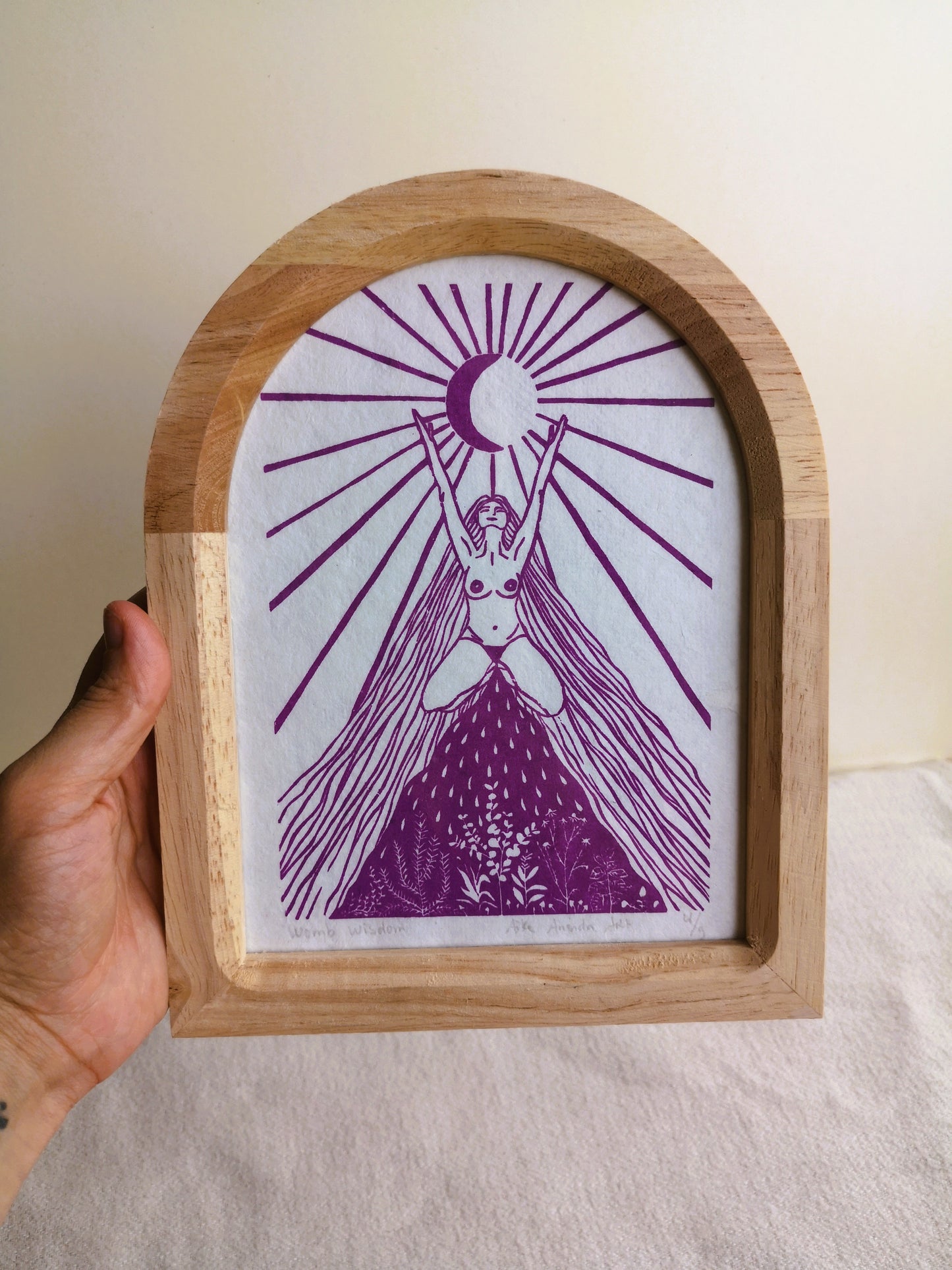 Womb Wisdom- met lijstje- roze